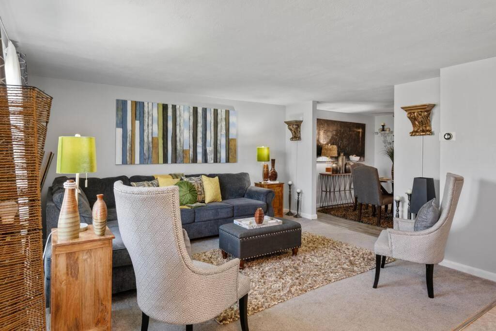 Stylish Haven 11 Minutes From The Airport *