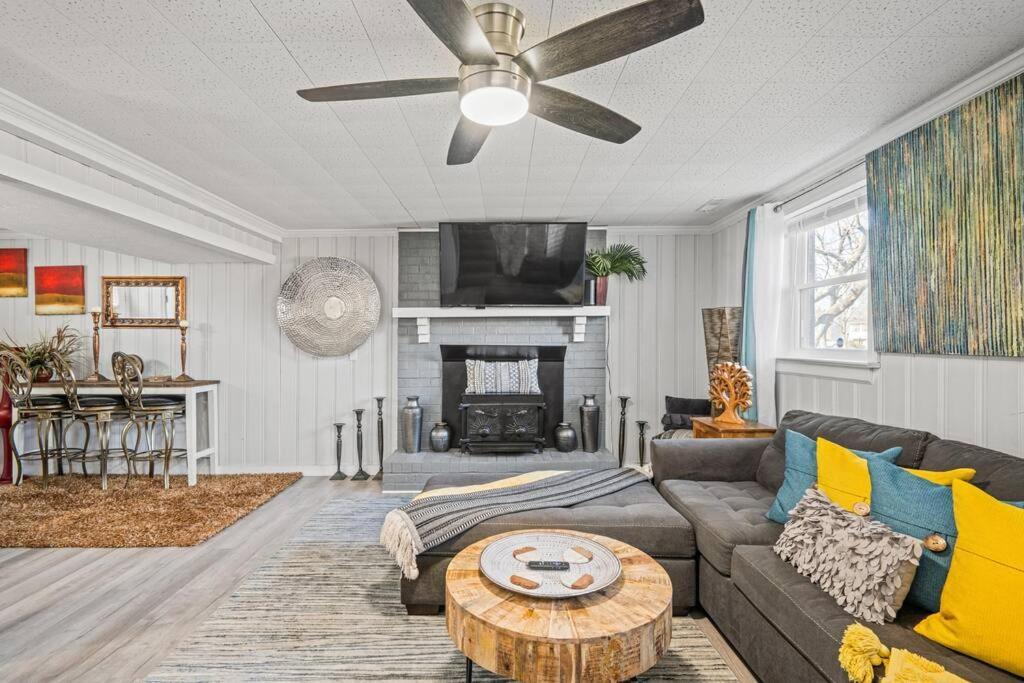 Holiday home Stylish Haven 11 Minutes From The Airport