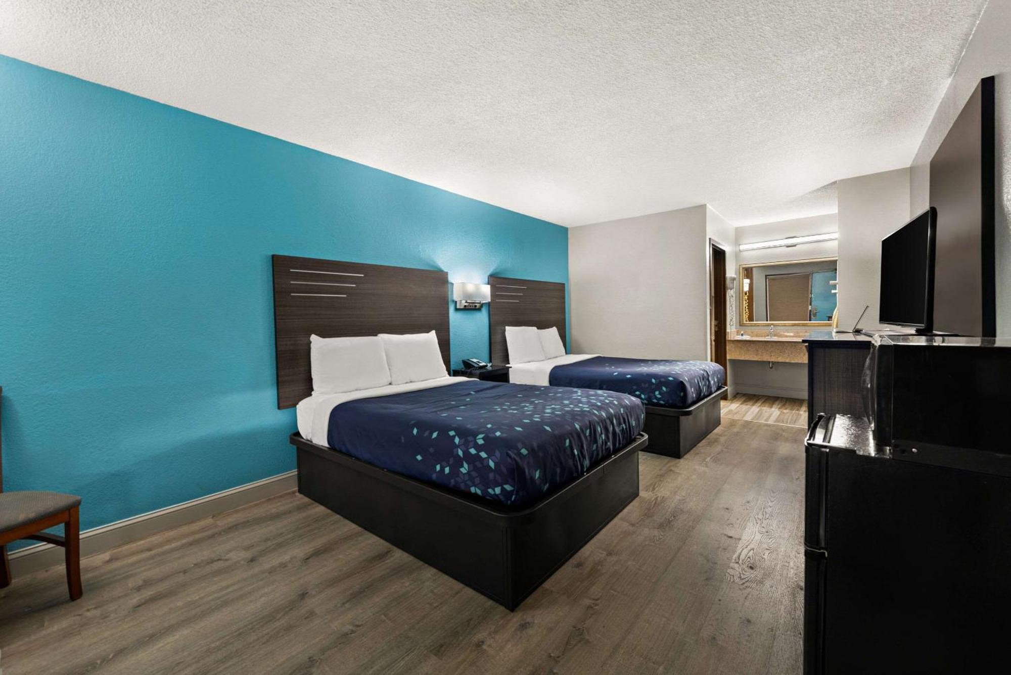 Hotel Rodeway 2*