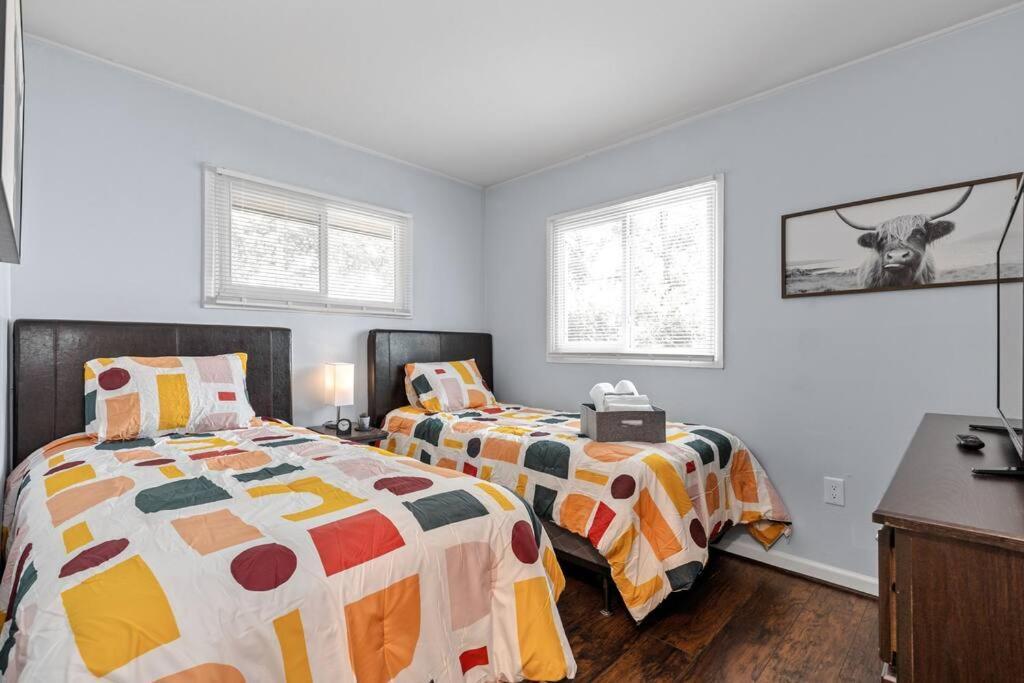 The Bamboo House! Dog-friendly N Rva Sleeps 8 Holiday home *