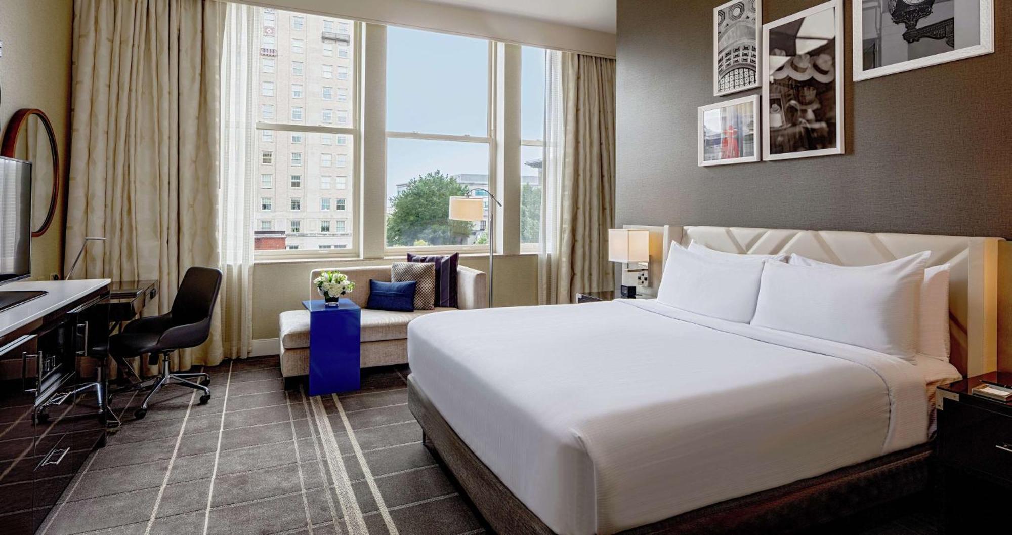 Hotel Hilton Downtown 4*
