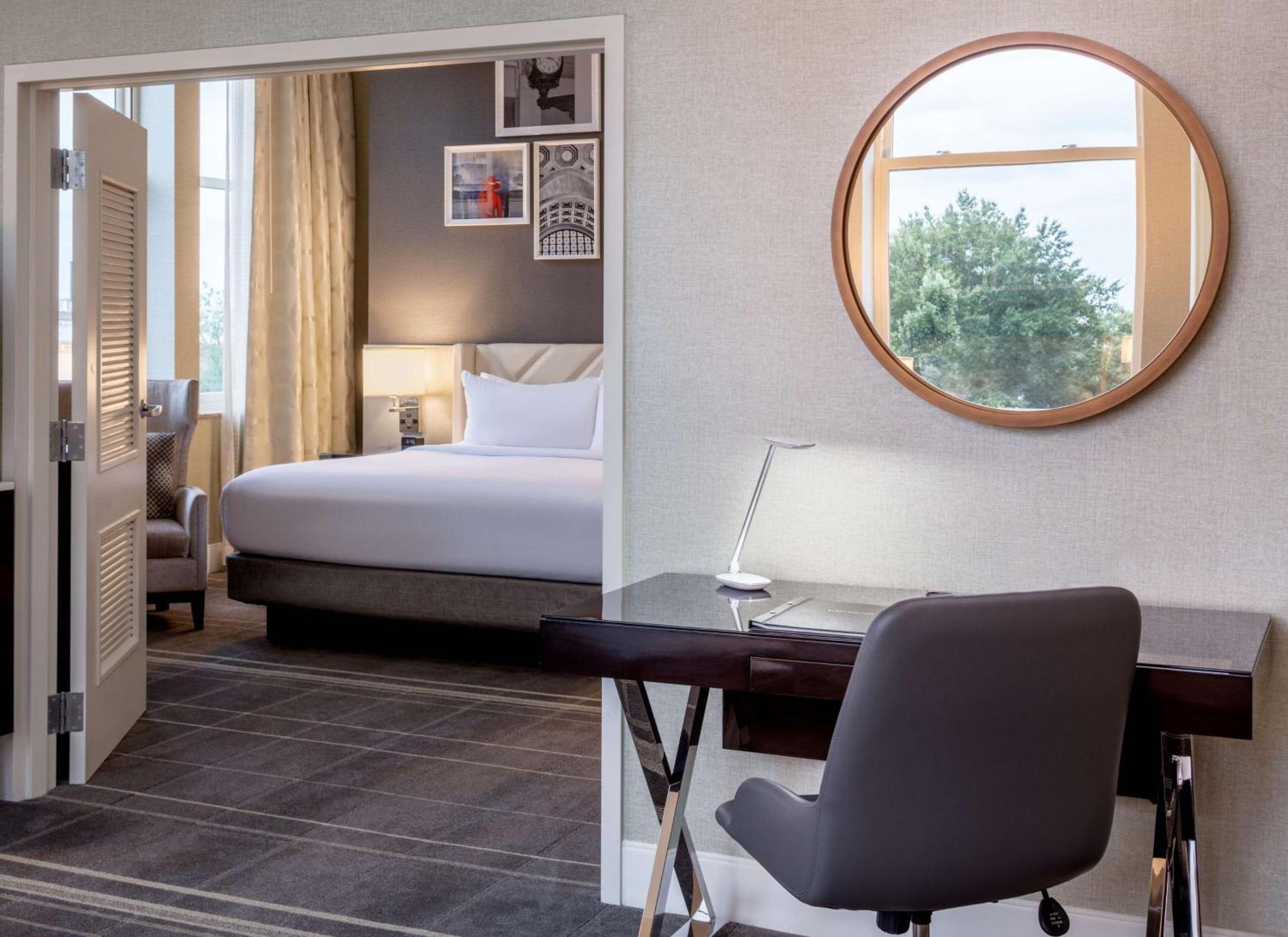 Hilton Downtown Hotel 4*