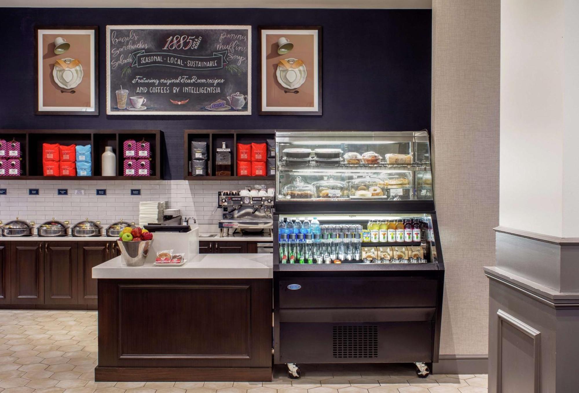 Hilton Downtown 4*