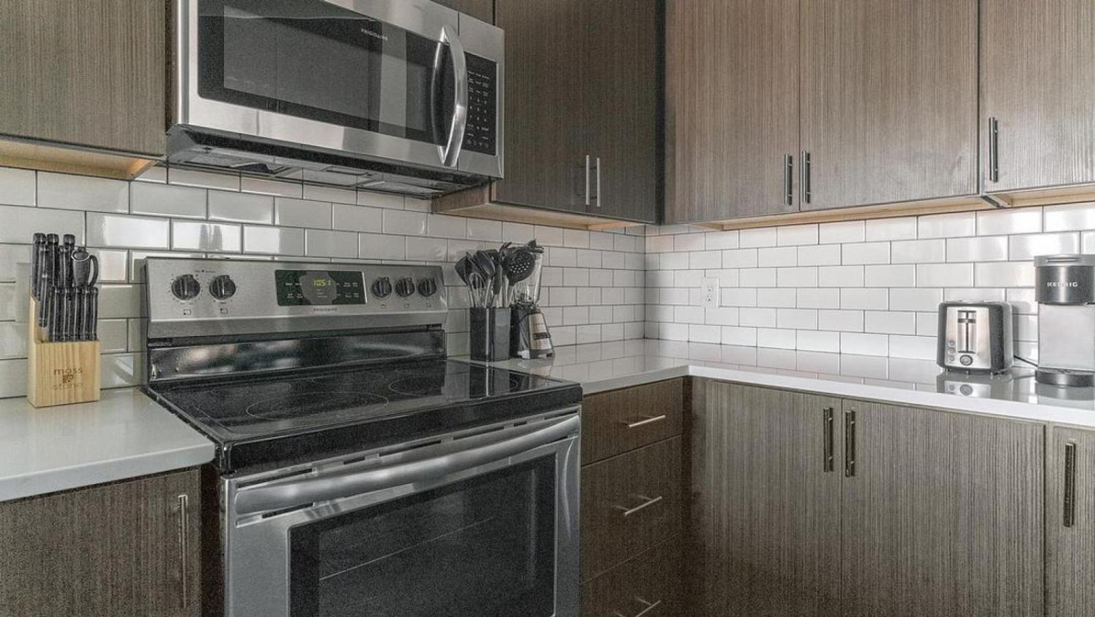 Landing Modern With Amazing Amenities Apartment *