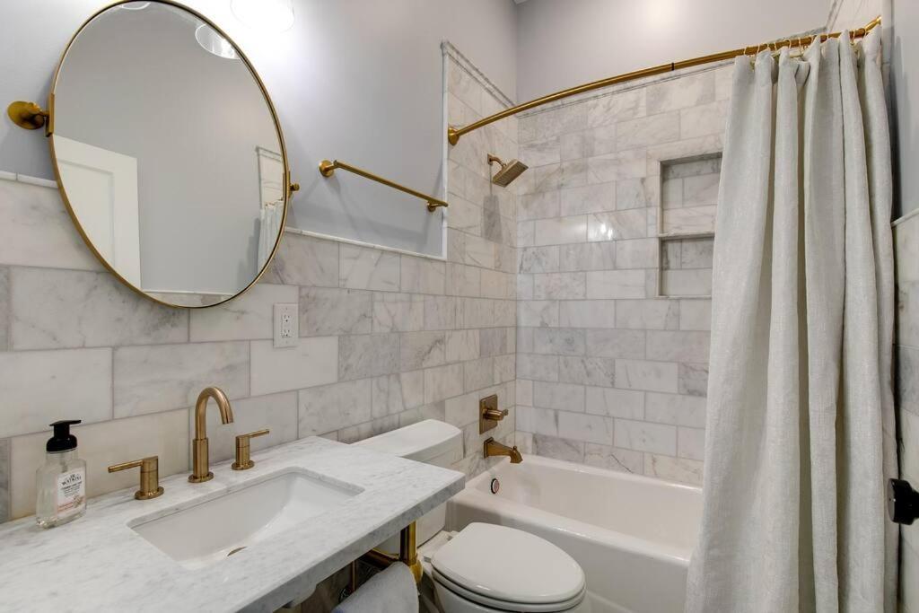 Vetro Apartment