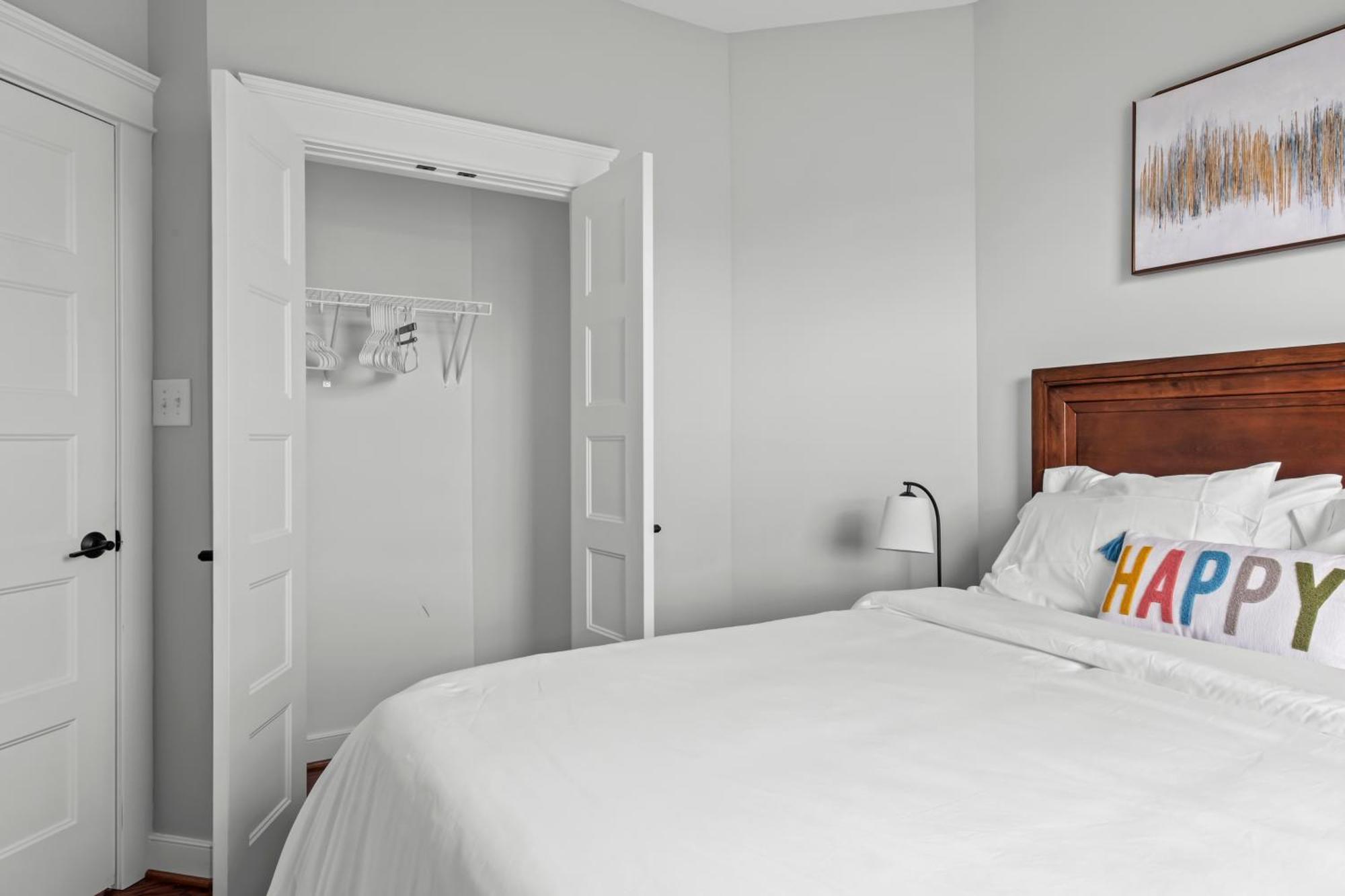 Gem, Free Parking, Quiet, Fenced,walkable