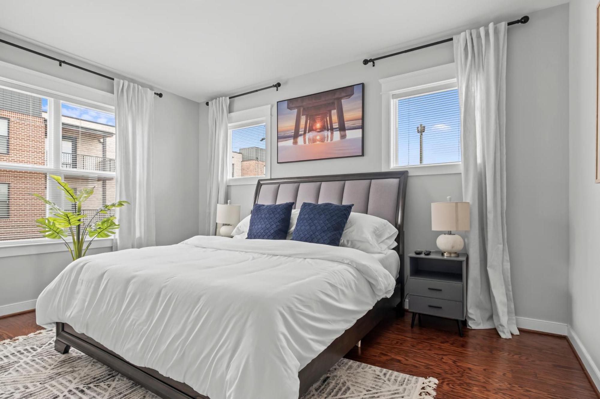 Holiday home Gem, Free Parking, Quiet, Fenced,walkable