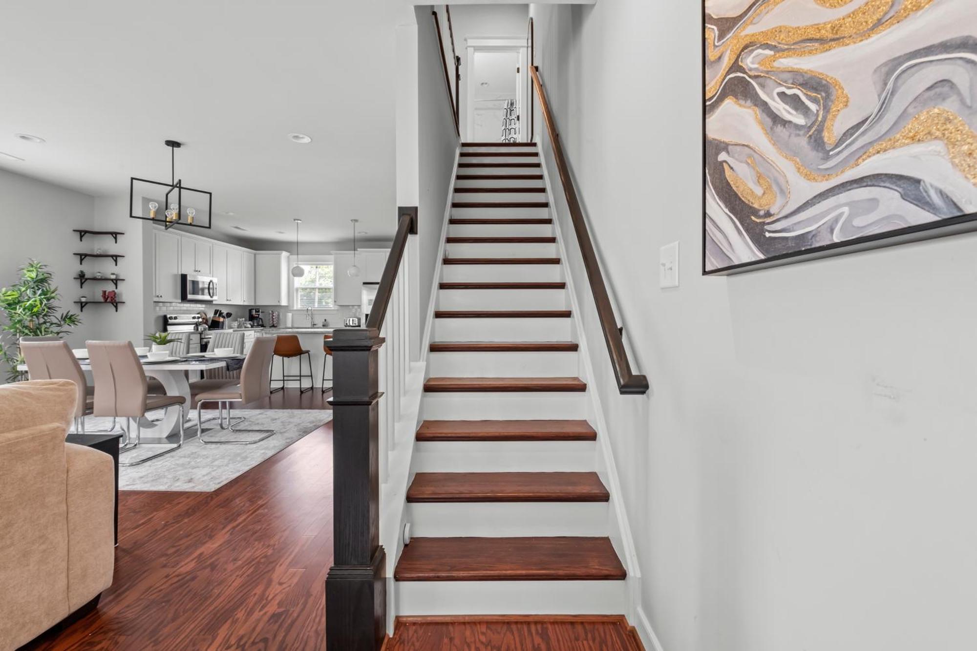 Gem, Free Parking, Quiet, Fenced,walkable *