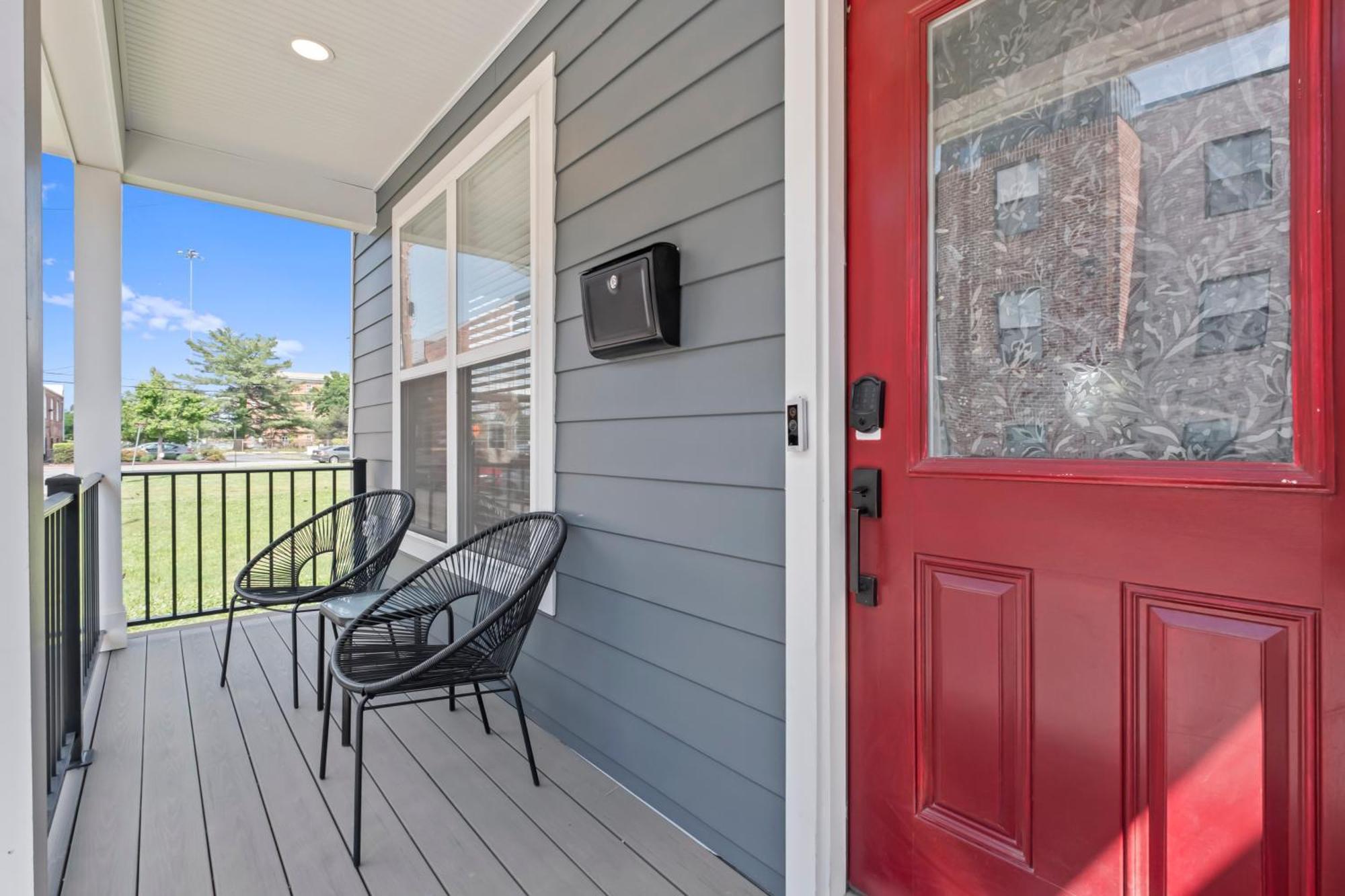 Gem, Free Parking, Quiet, Fenced,walkable *