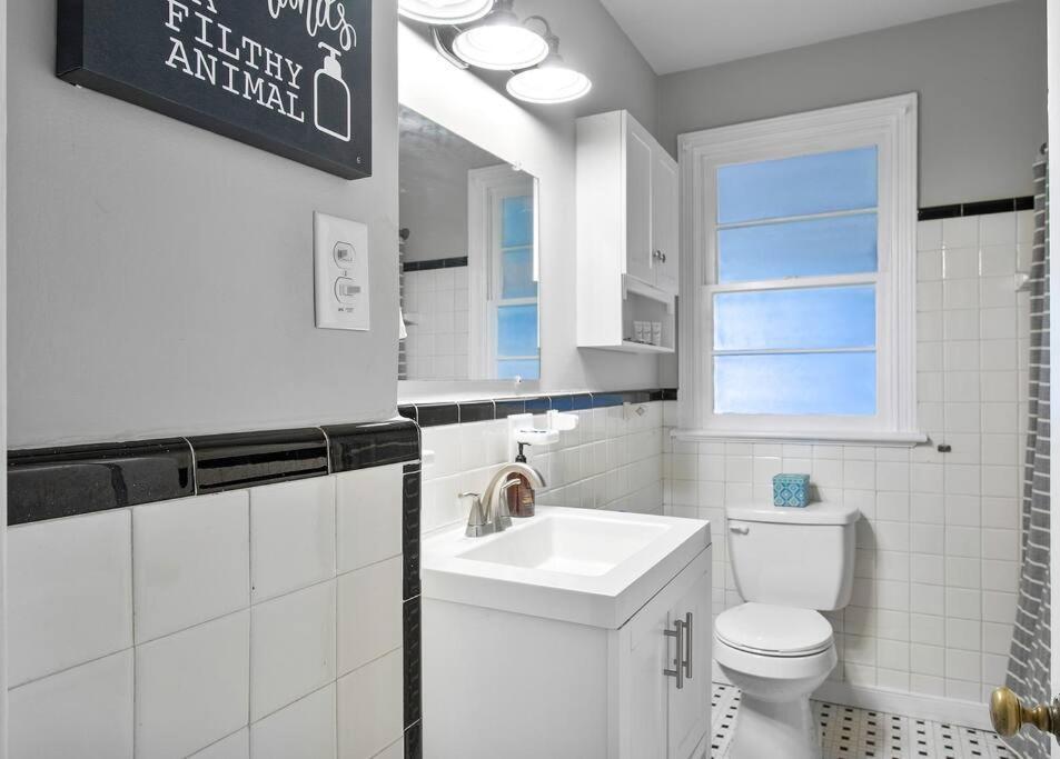 Private, Tranquil Living In Historic Rva Awaits! Holiday home Richmond