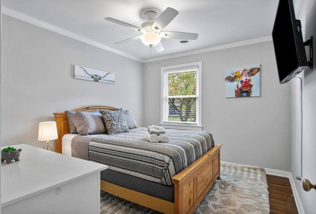 Private, Tranquil Living In Historic Rva Awaits! *