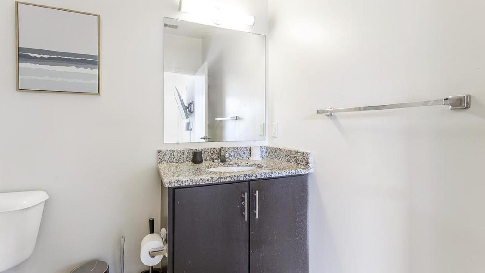 Landing At The Spectrum - 1 Bedroom In Chamberlayne Industrial Center *