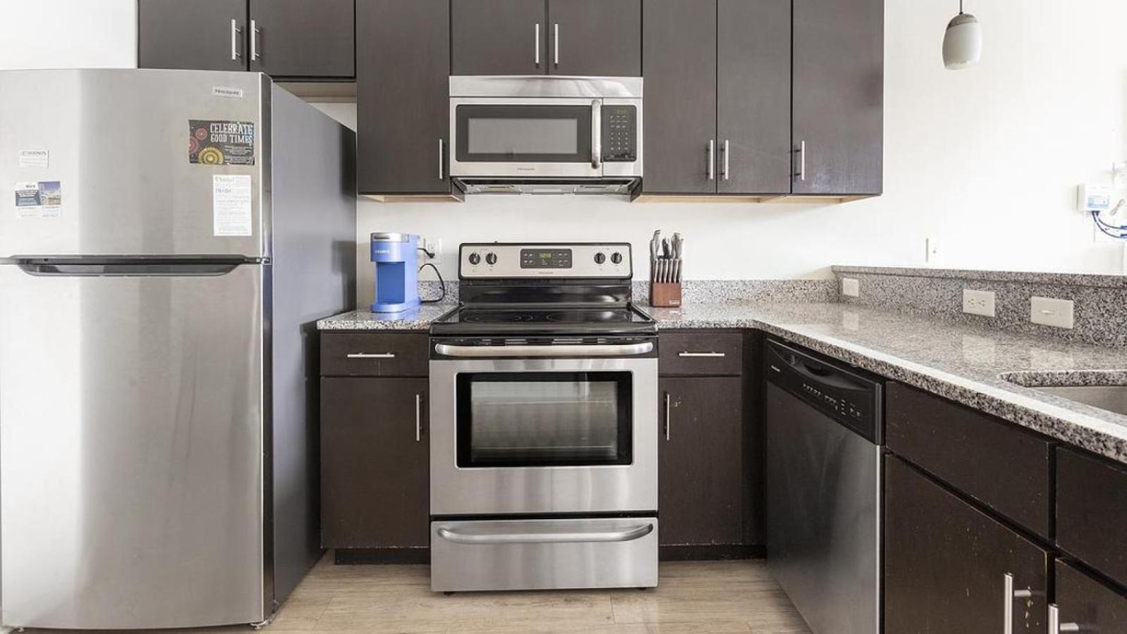 Landing At The Spectrum - 1 Bedroom In Chamberlayne Industrial Center Apartment Richmond