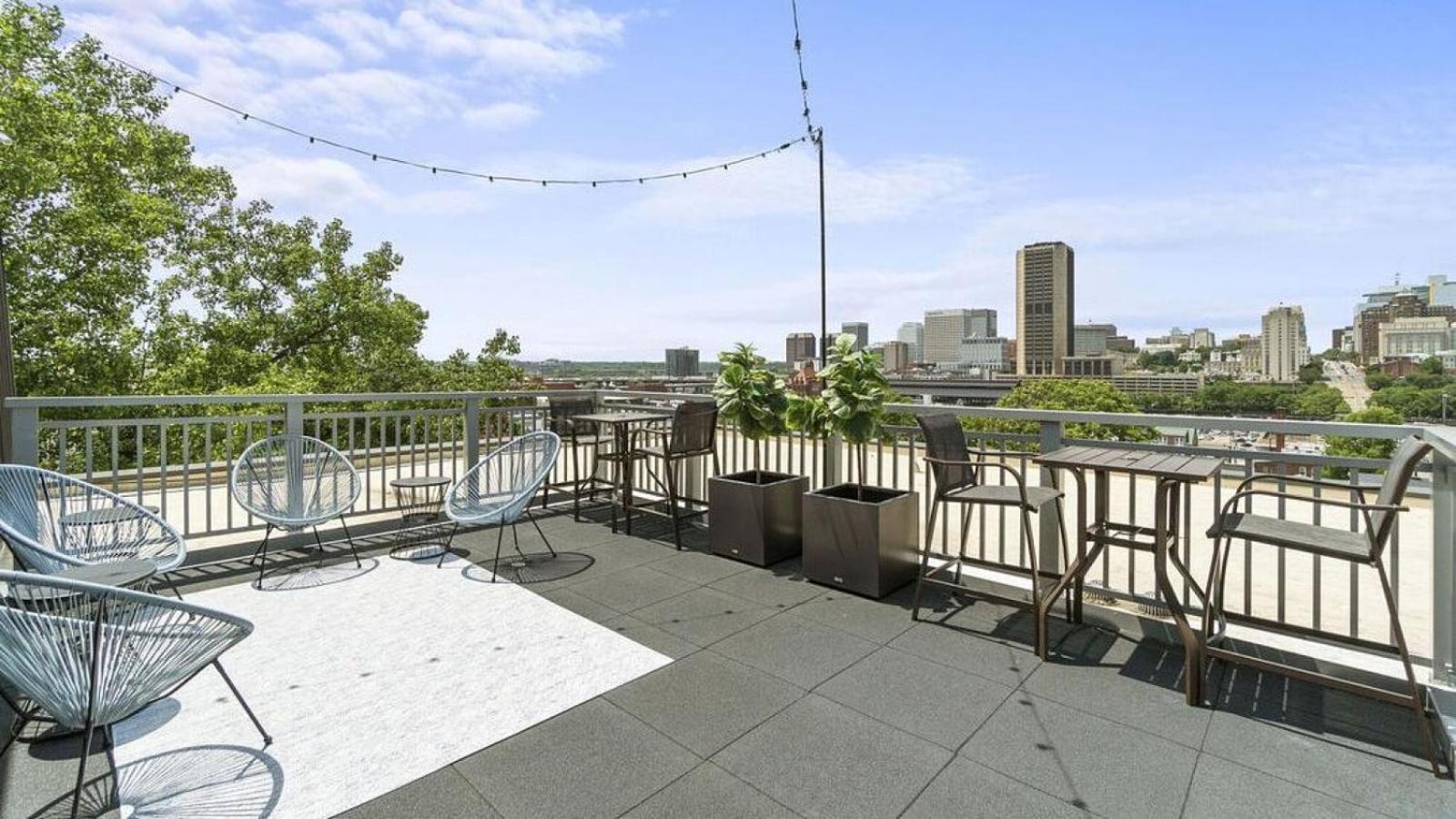 Landing At 2001 East - 2 Bedrooms In Downtown * Richmond