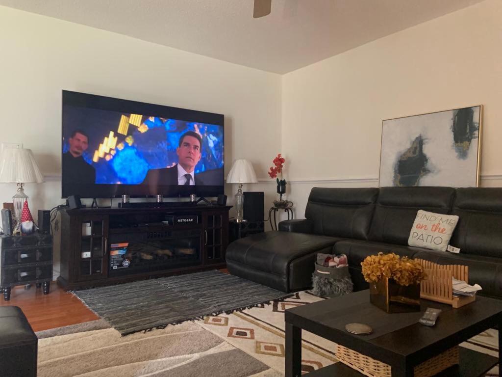 Cool With Tv *