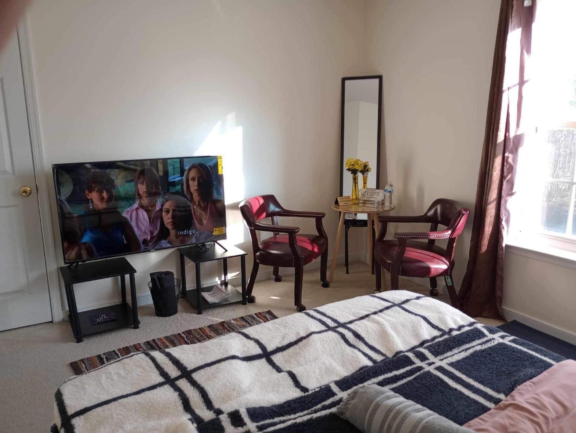 Cool With Tv Homestay
