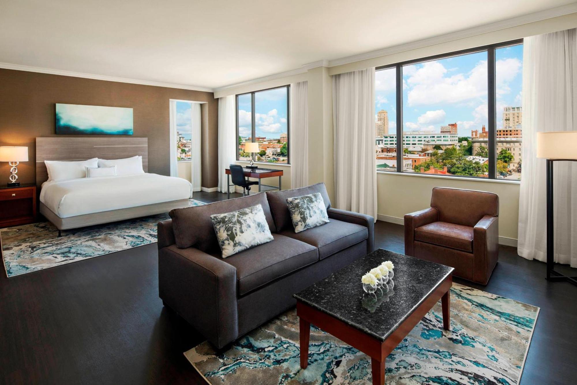 Delta By Marriott Downtown Hotel