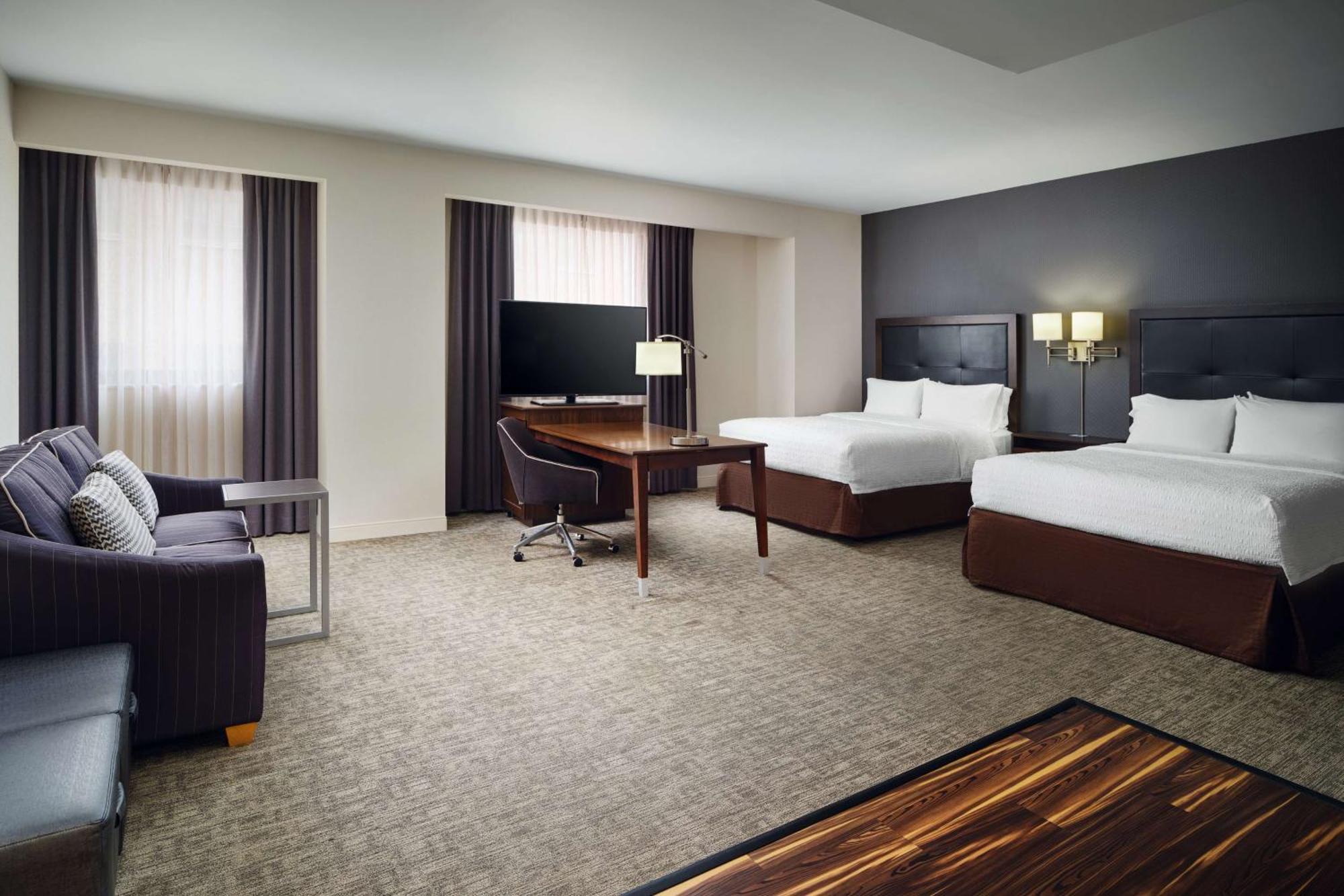 Hampton & - - Downtown, Va Hotel