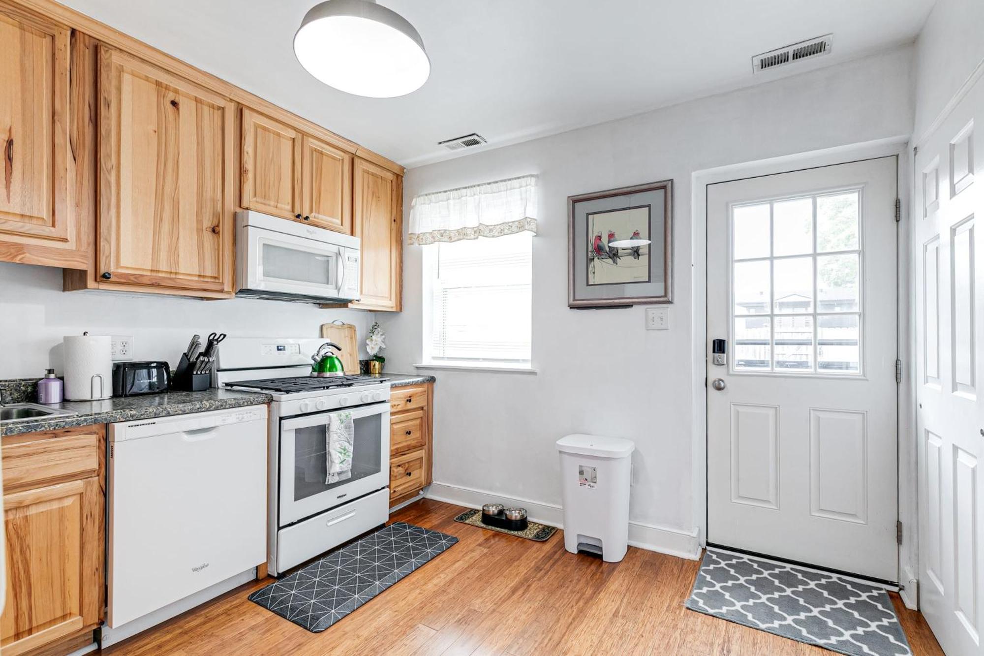 Holiday home Grand Carytown Family 6br Free Parking