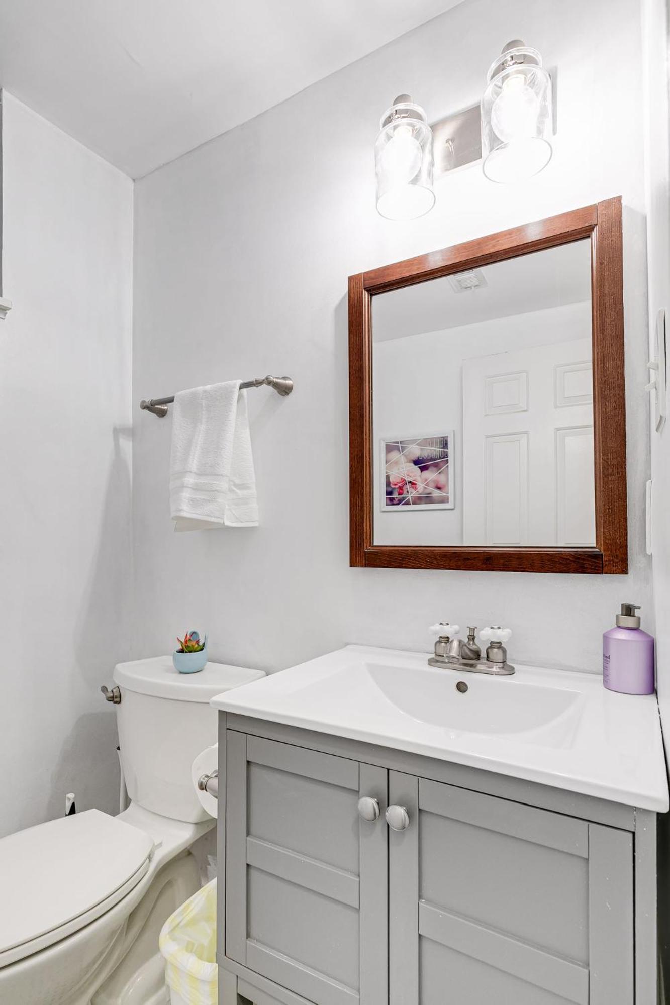 Grand Carytown Family 6br Free Parking Holiday home