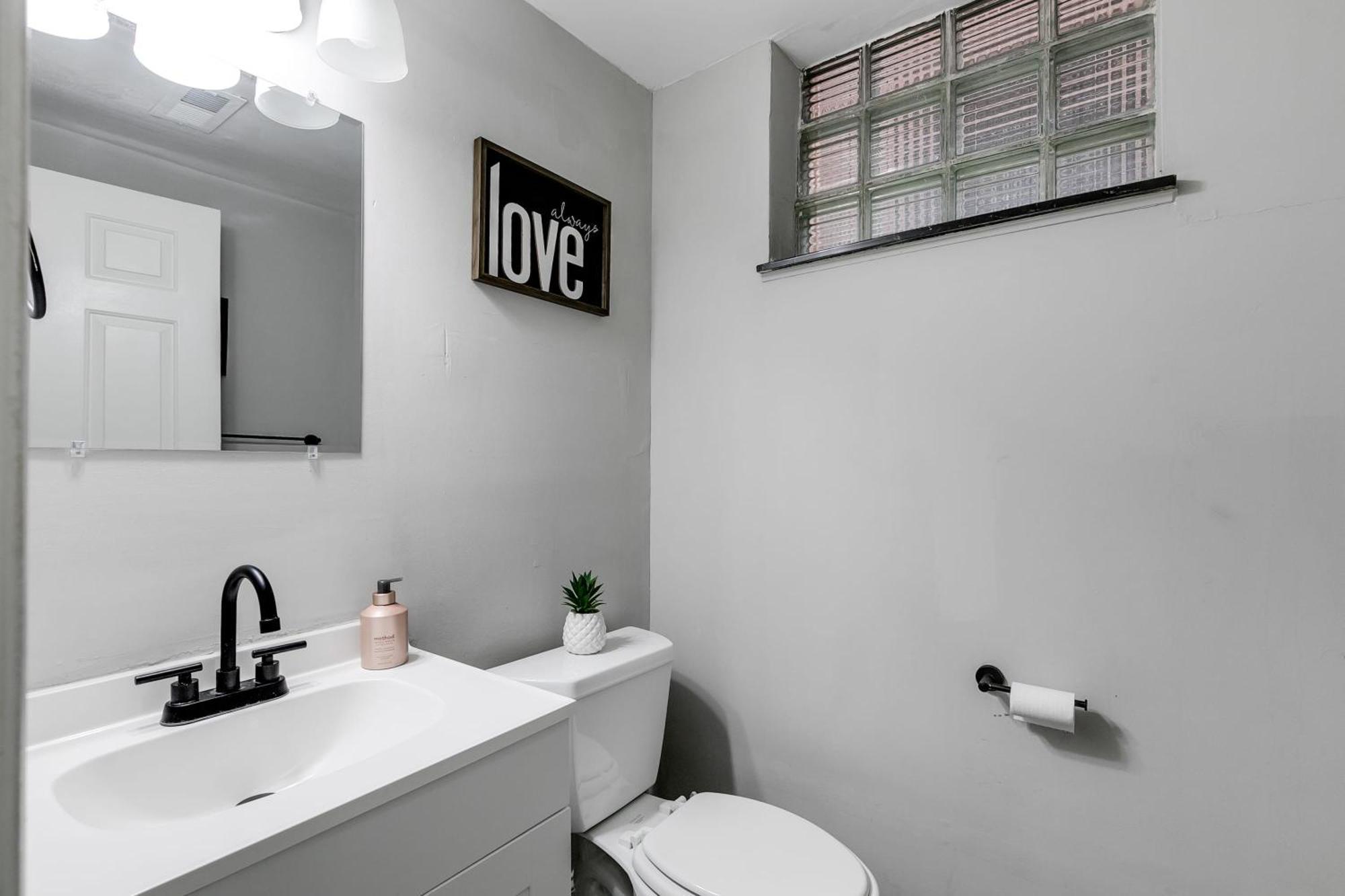 Holiday home Grand Carytown Family 6br Free Parking Richmond