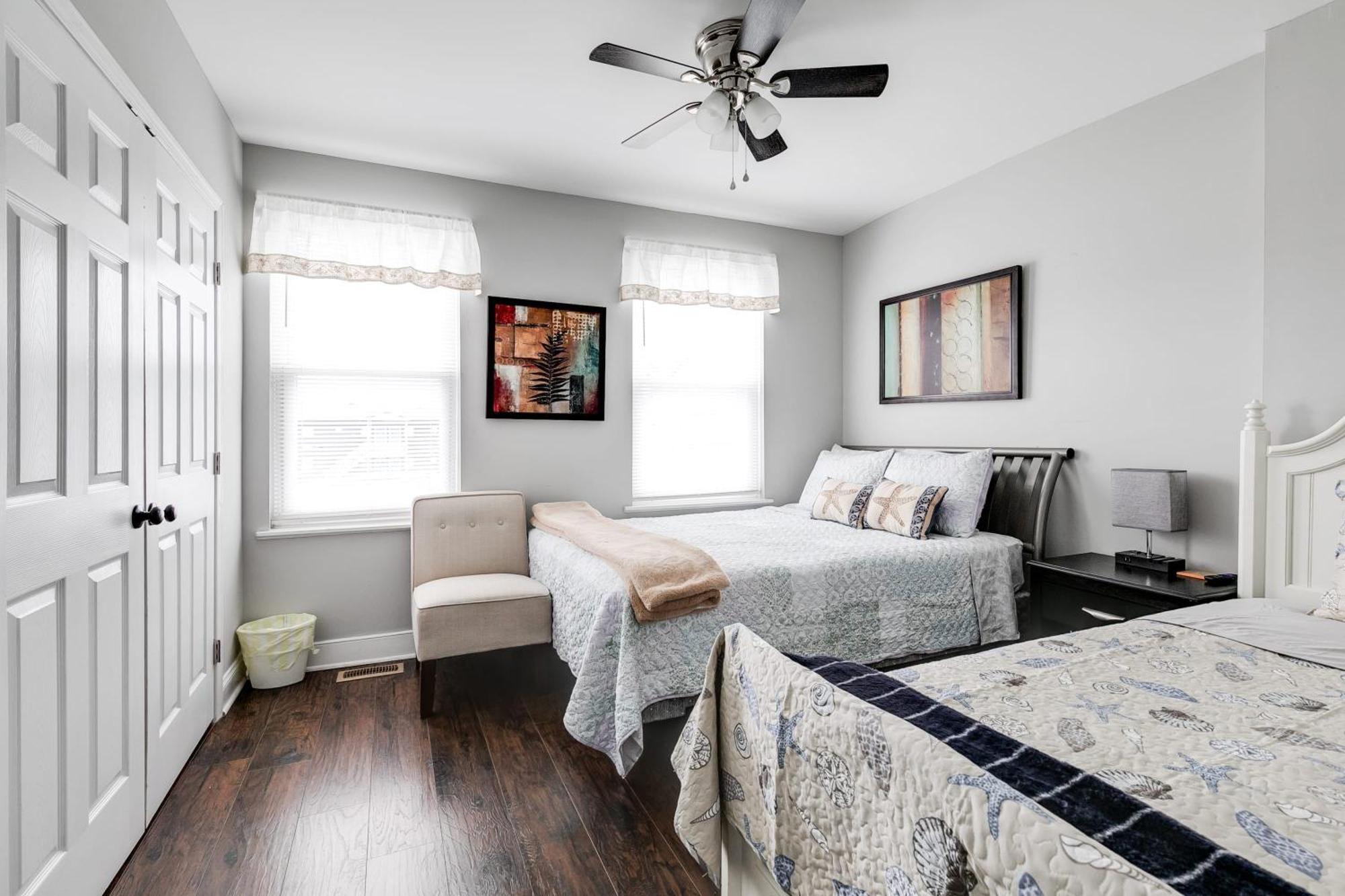 Grand Carytown Family 6br Free Parking
