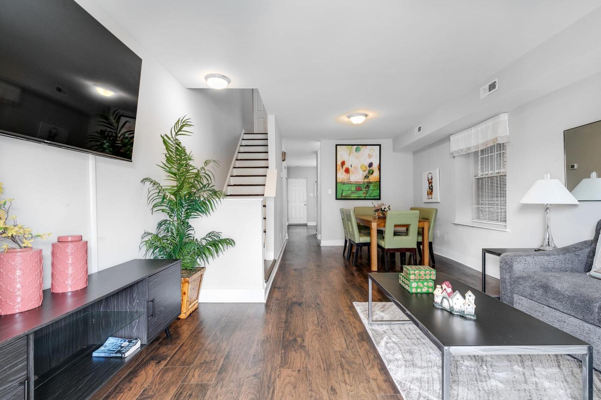 Holiday home Grand Carytown Family 6br Free Parking Richmond