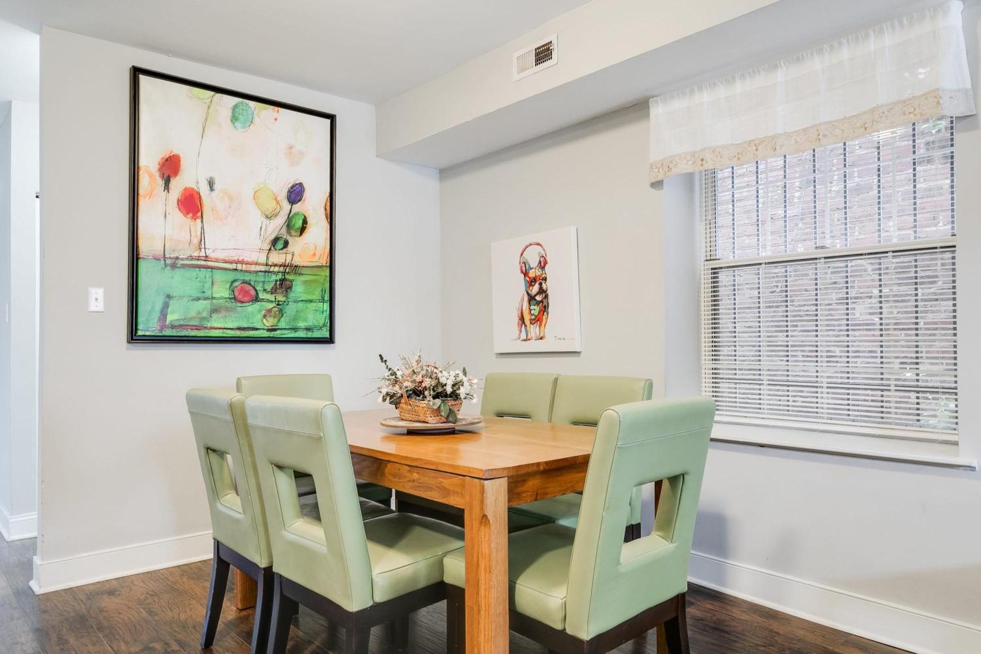Holiday home Grand Carytown Family 6br Free Parking *