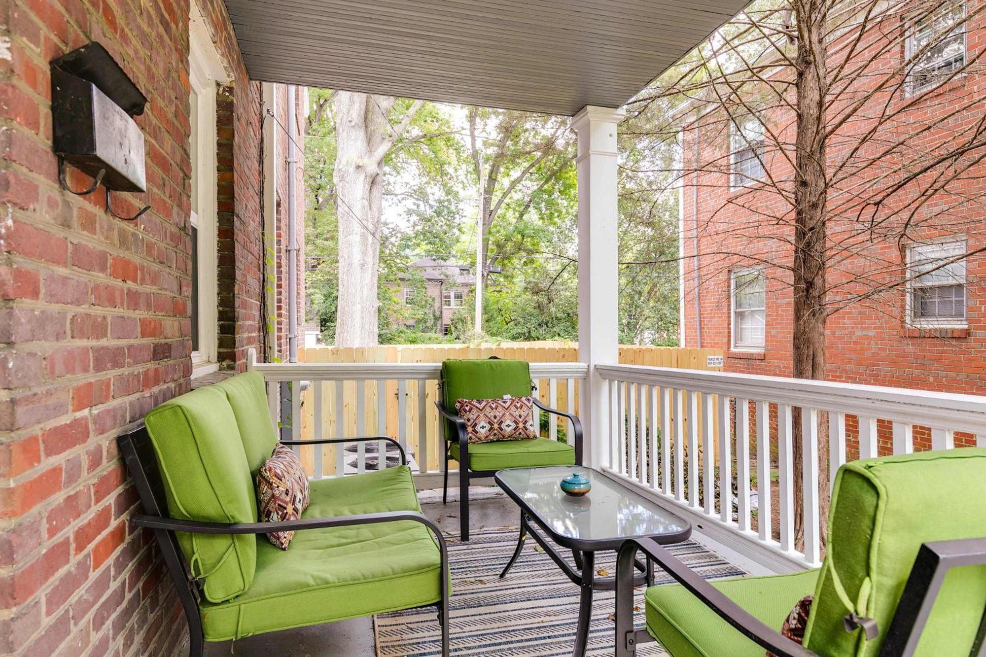 2b Gem In Scott's Addition Fire-pit Fully Fenced
