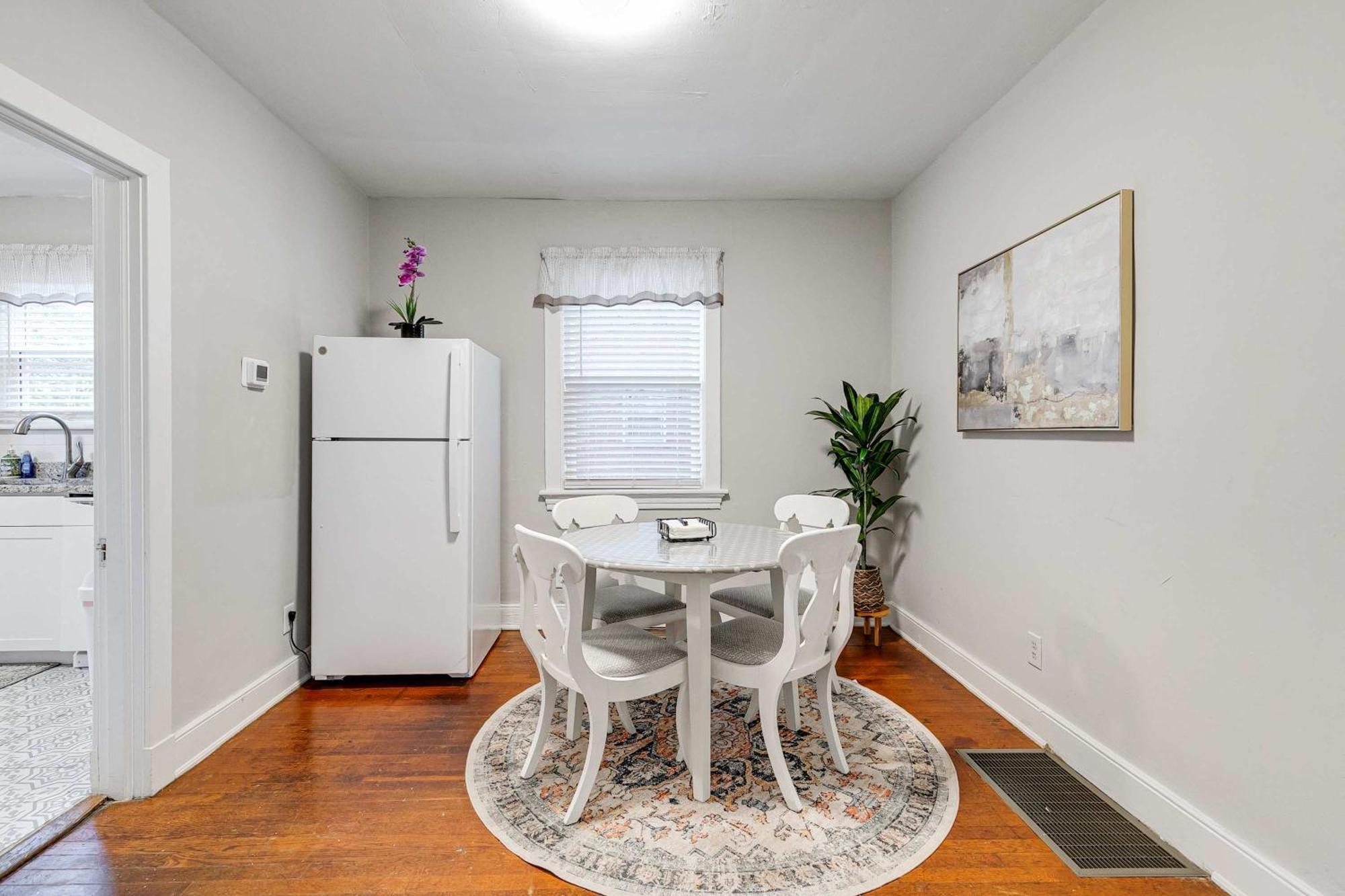 2b Gem In Scott's Addition Fire-pit Fully Fenced Apartment