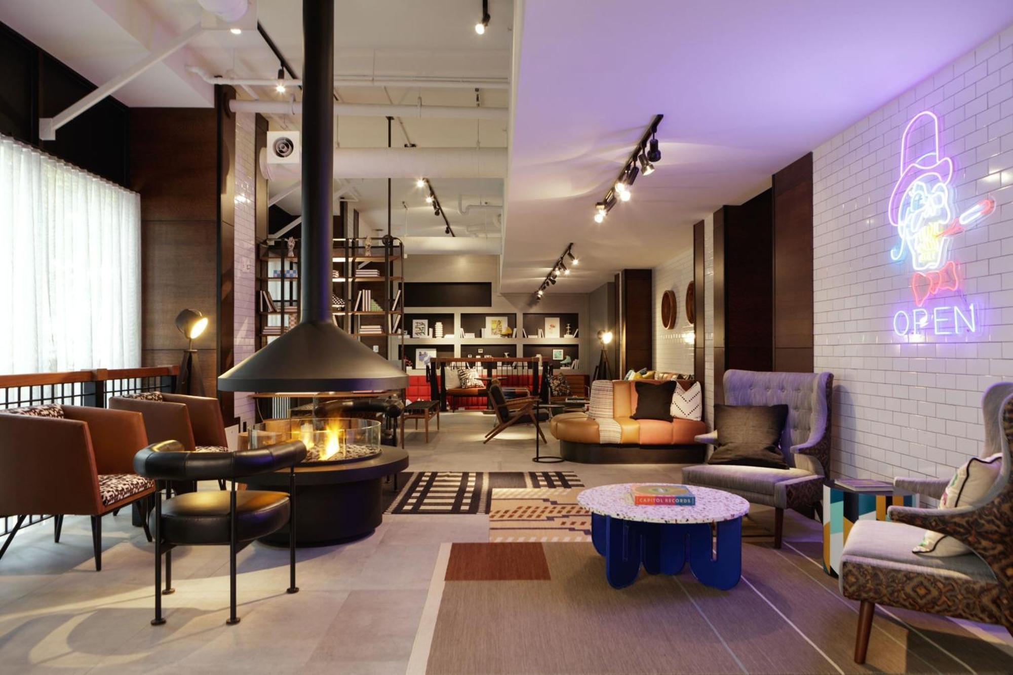 Moxy Downtown * Richmond