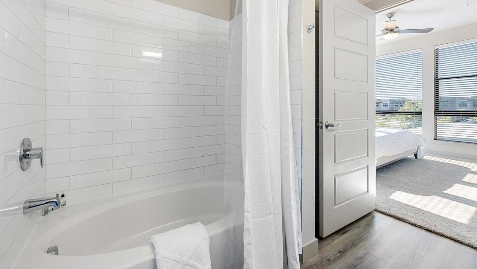 Apartment Landing At Cedar Broad - 1 Bedroom In Upper Shockoe Valley *