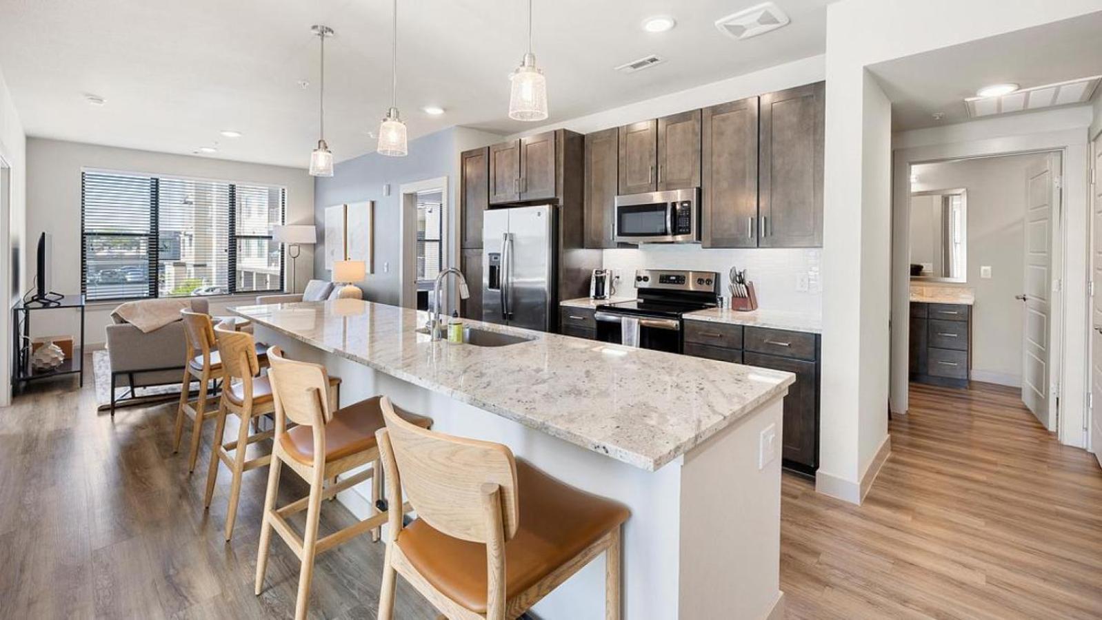 Landing At Cedar Broad - 1 Bedroom In Upper Shockoe Valley Apartment *