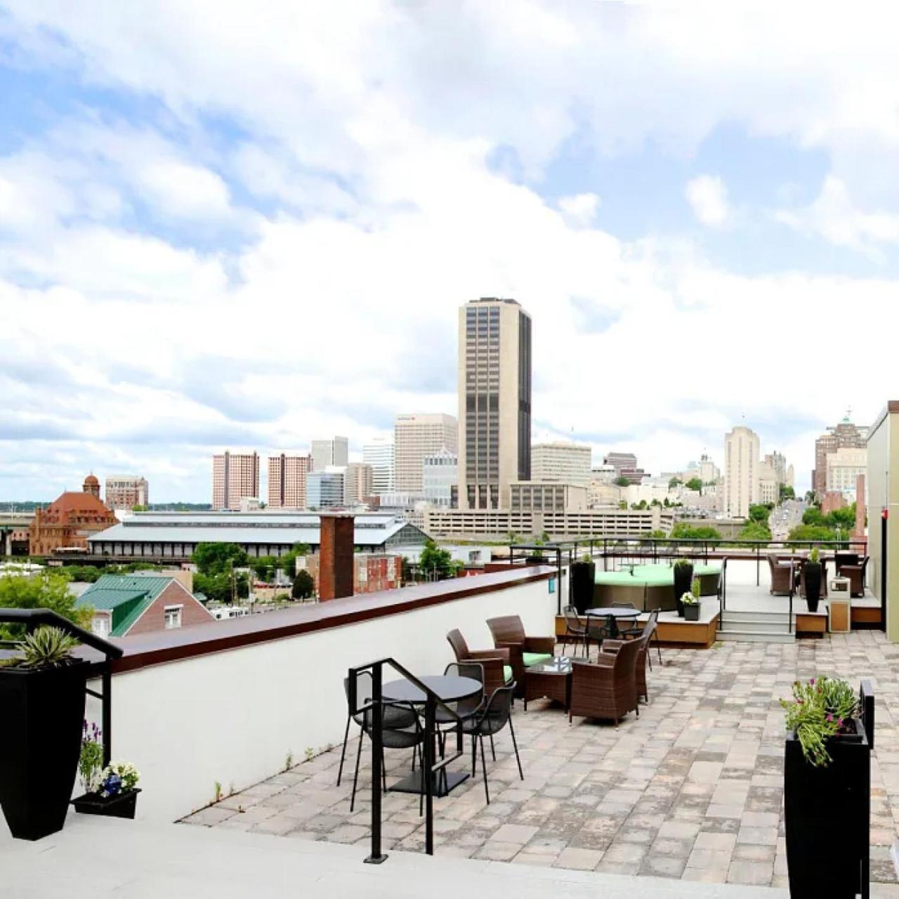 Landing At Cedar Broad - 1 Bedroom In Upper Shockoe Valley Apartment Richmond