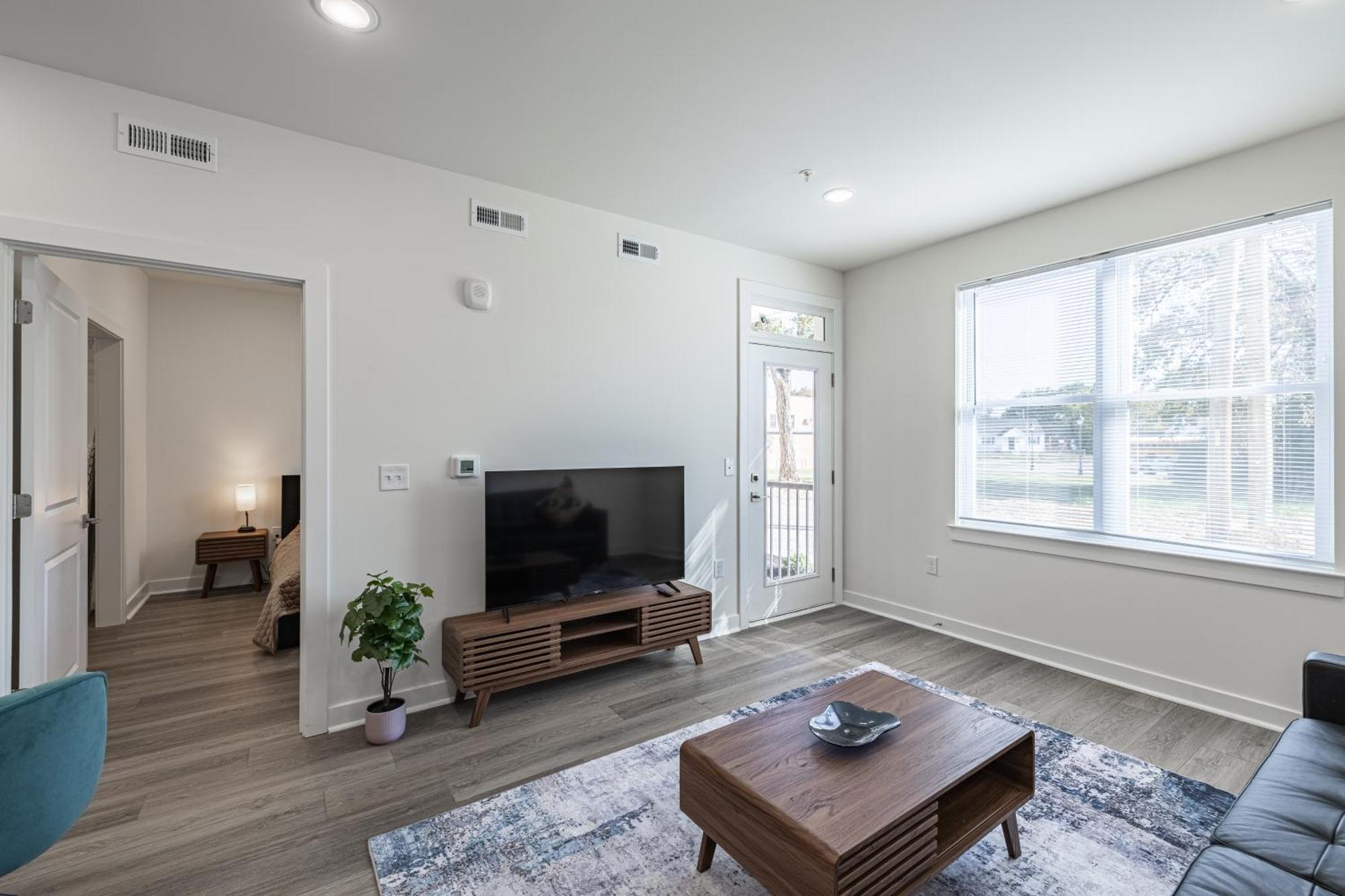 Apartment Tourist Of - Church Hill North Apt03