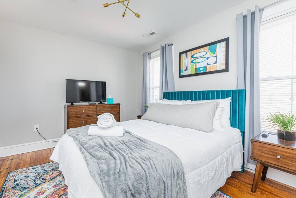 Step Into Style Charming Rva Getaway! Apartment
