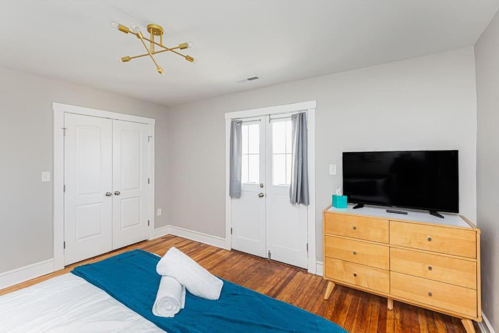 Step Into Style Charming Rva Getaway! Apartment *