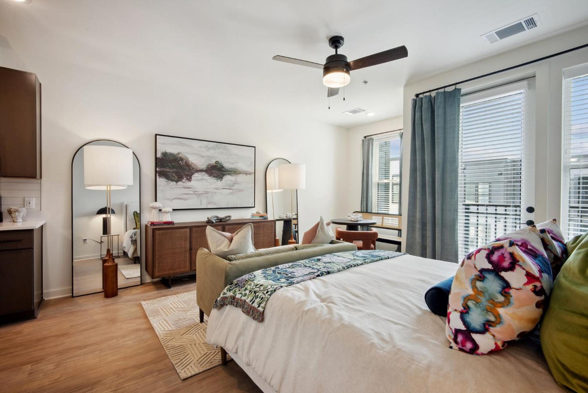 Luxury Furnished By Hyatus At The Navigator Aparthotel *