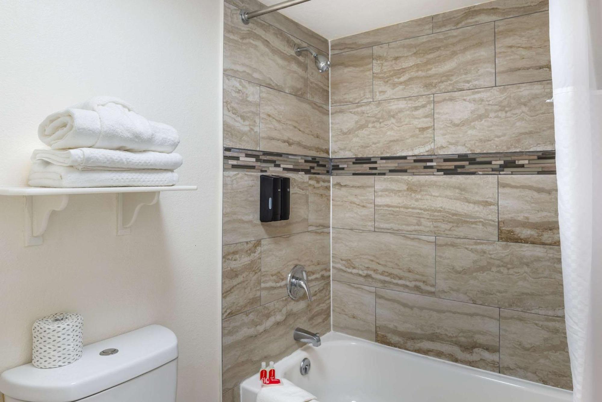 Lodge Econo Richmond-north Chesterfield *