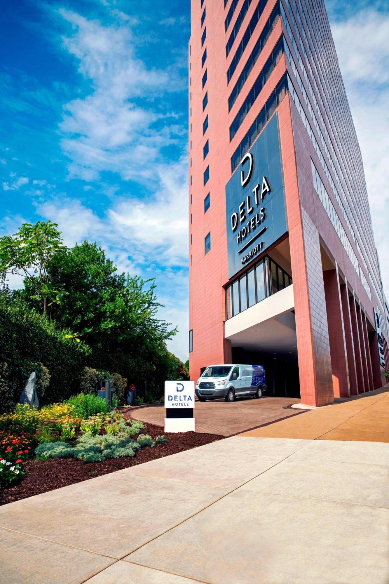Delta By Marriott Downtown Hotel