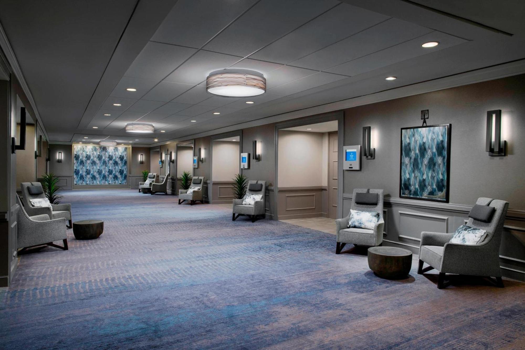 Hotel Delta By Marriott Downtown