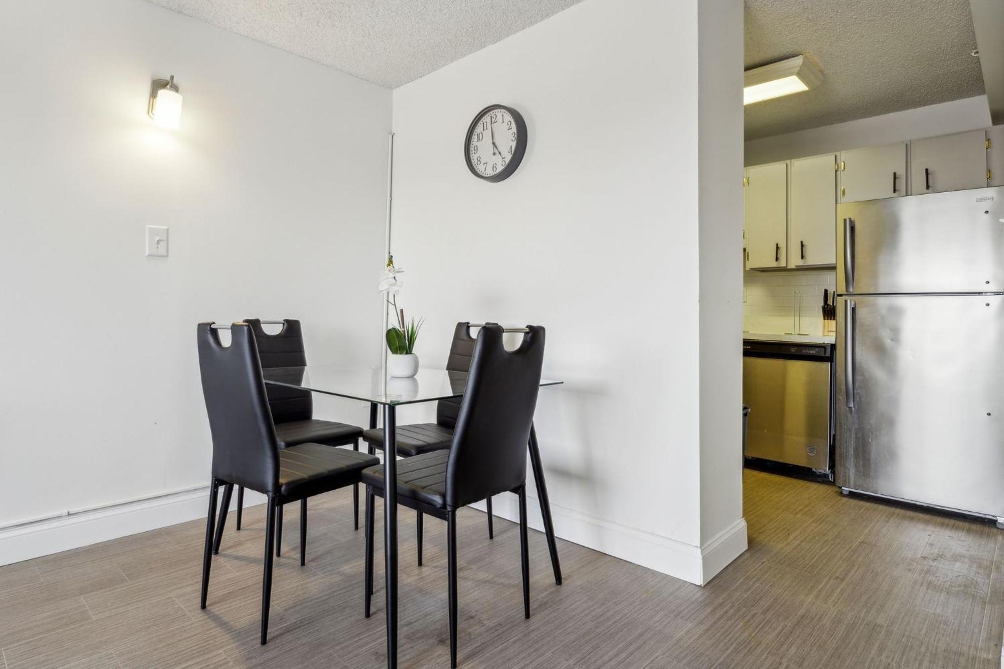 Apartment Legacy At Imperial Village 915 I 1 Bed 1 Bath *