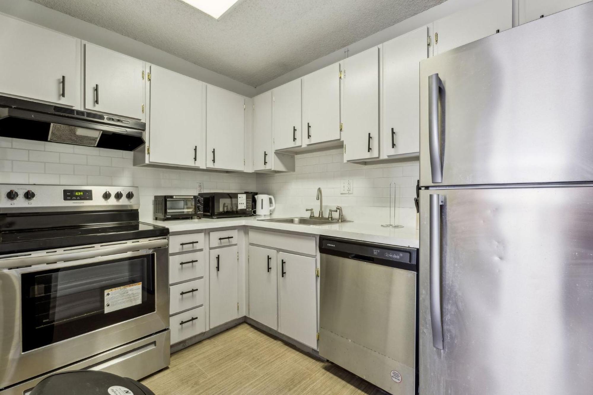 Apartment Legacy At Imperial Village 915 I 1 Bed 1 Bath