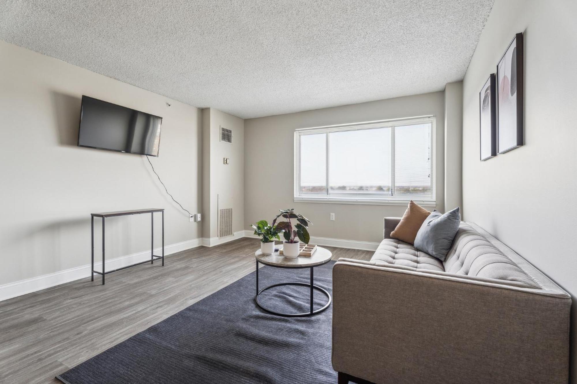 Legacy At Imperial Village 1014 I 2 Bed 2 Bath *