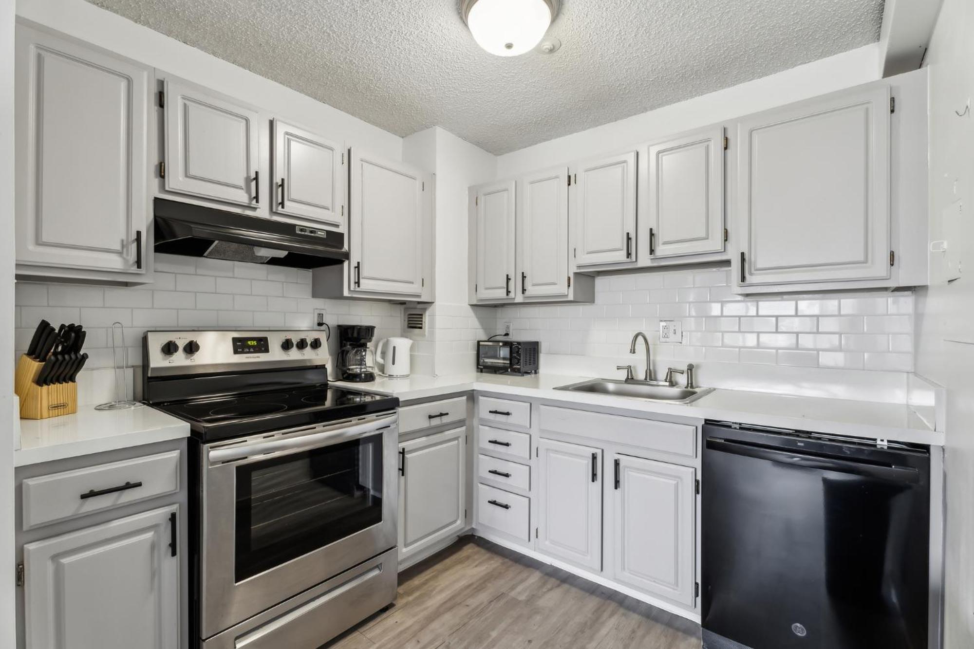 Legacy At Imperial Village 314 I 2 Bed 2 Bath Apartment