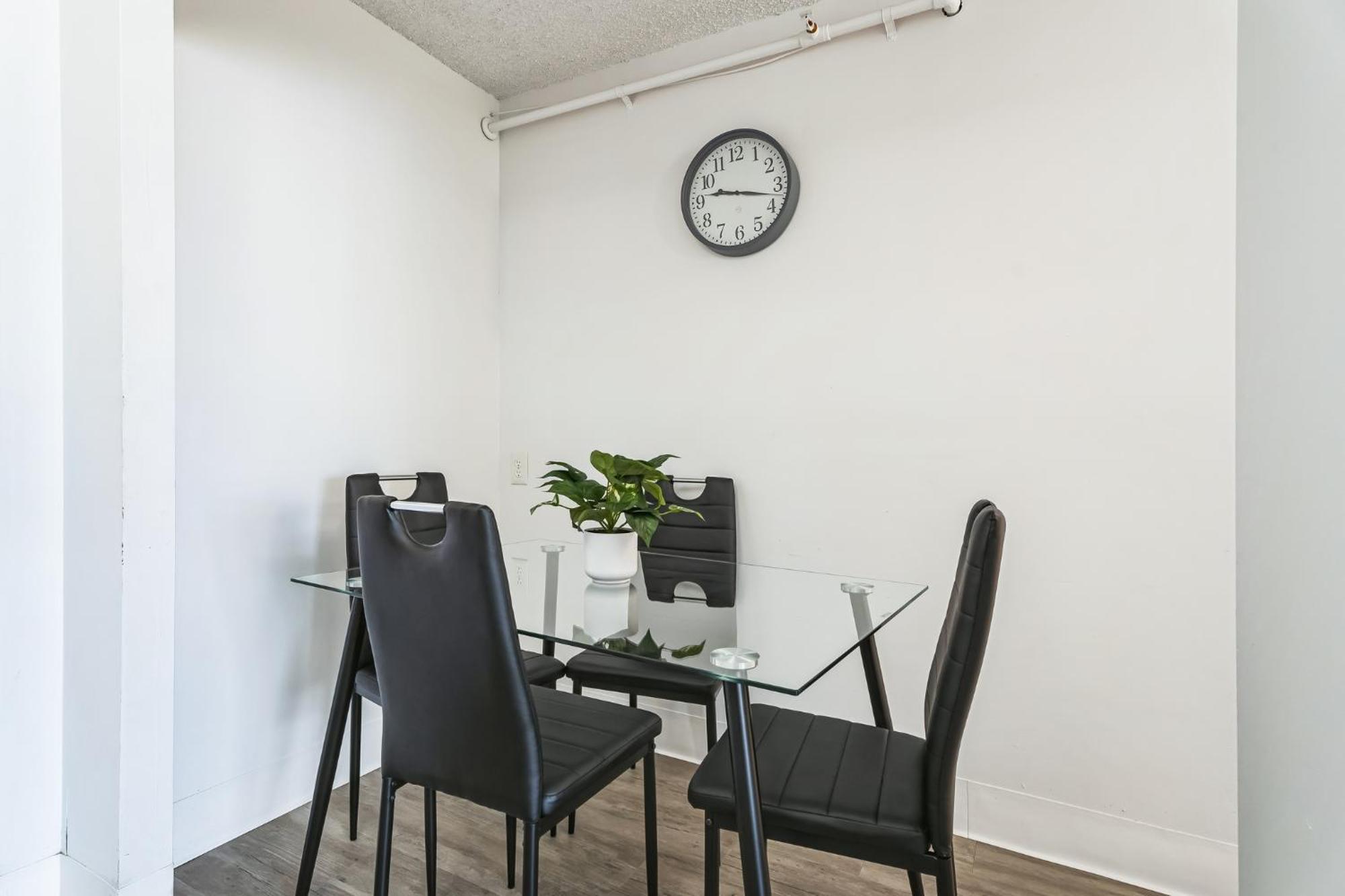 Apartment Legacy At Imperial Village 314 I 2 Bed 2 Bath *