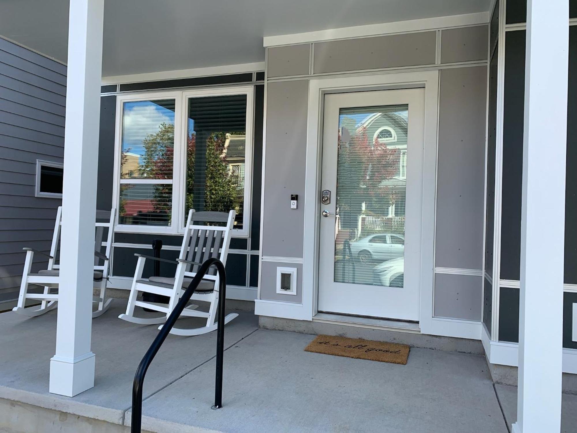 Charming Duplex Retreat In Old Town Manchester, Va * Richmond