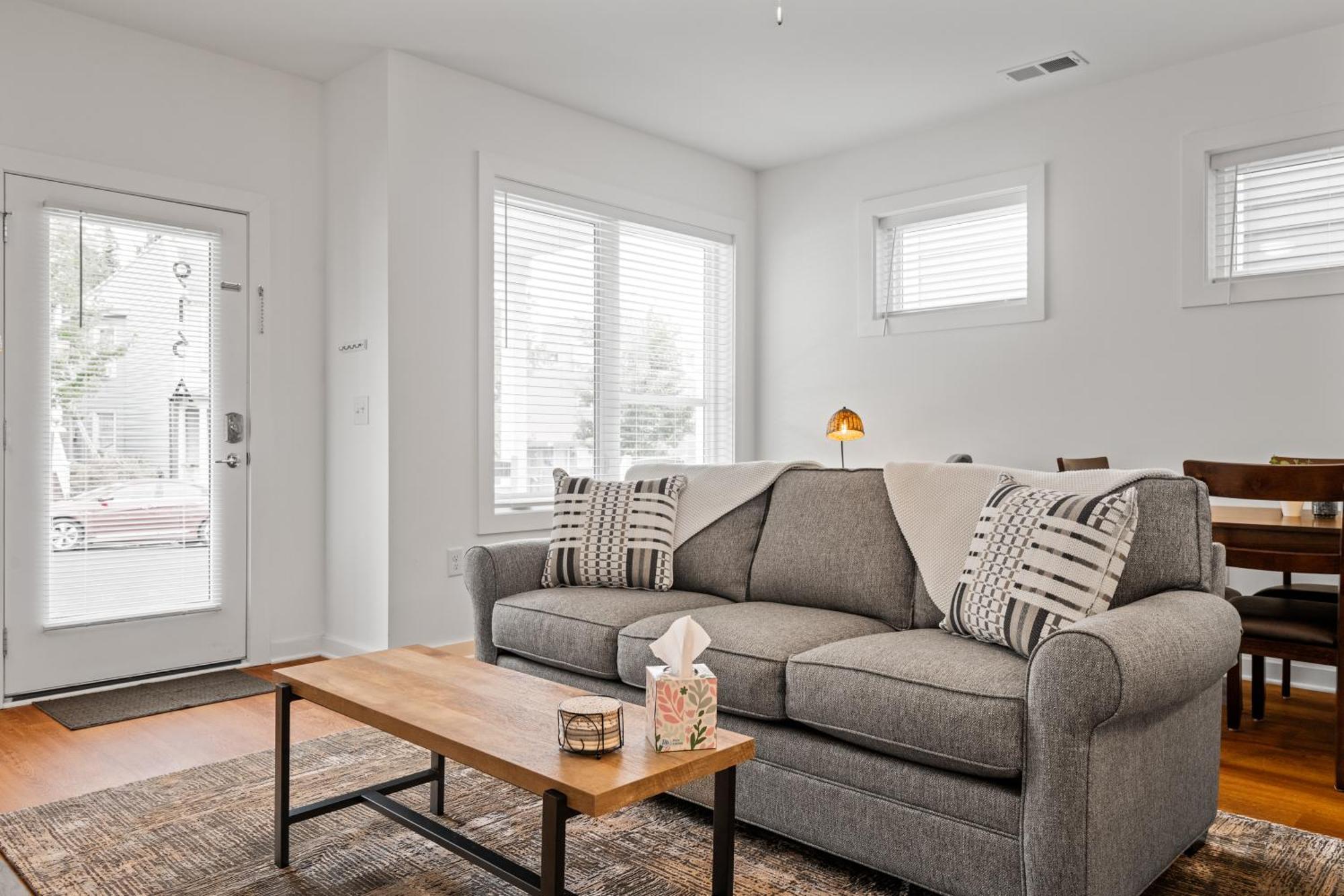 Apartment Charming Duplex Retreat In Old Town Manchester, Va *