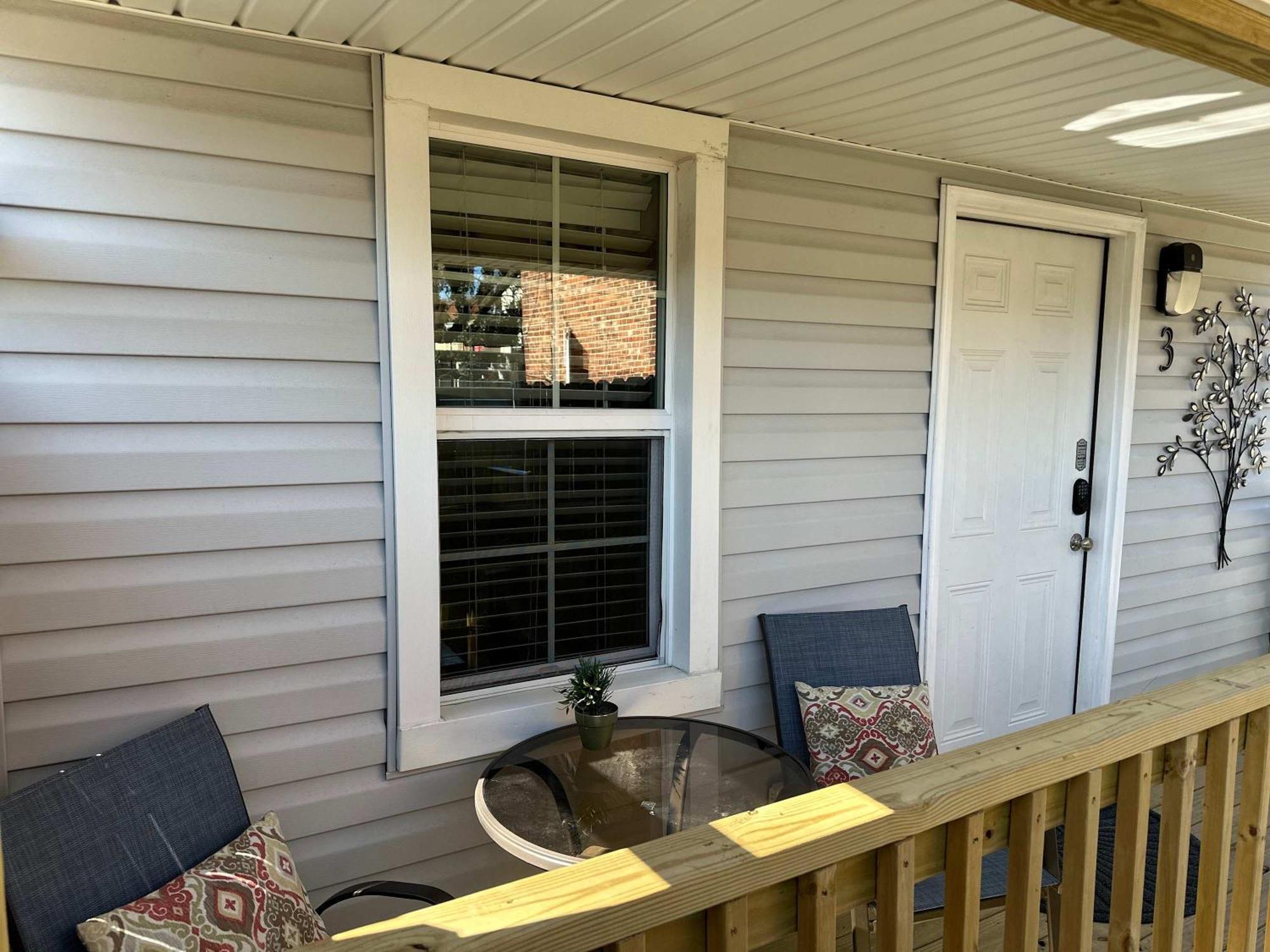 Holiday home E3 Centrally Located In Carytown Fully Fenced Richmond