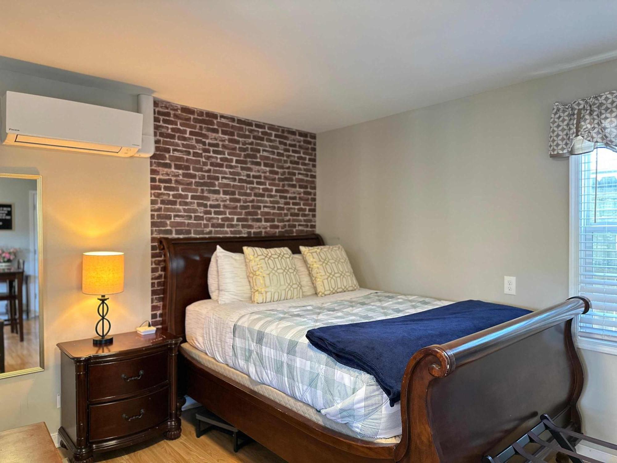E3 Centrally Located In Carytown Fully Fenced Richmond